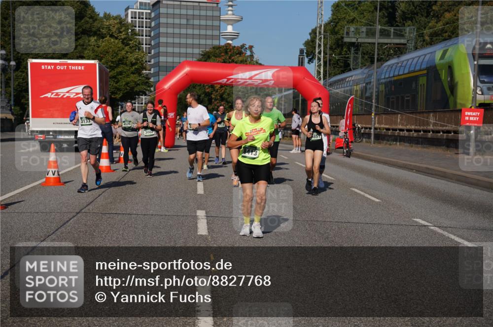 07.09.2025 - BARMER Alsterlauf Yannick Fuchs http://msf.ph/oto/8827768 07.09.2025 10:11:03 Laufen 3133, 4520, 3002, 8413, 851 meine-sportfotos.de