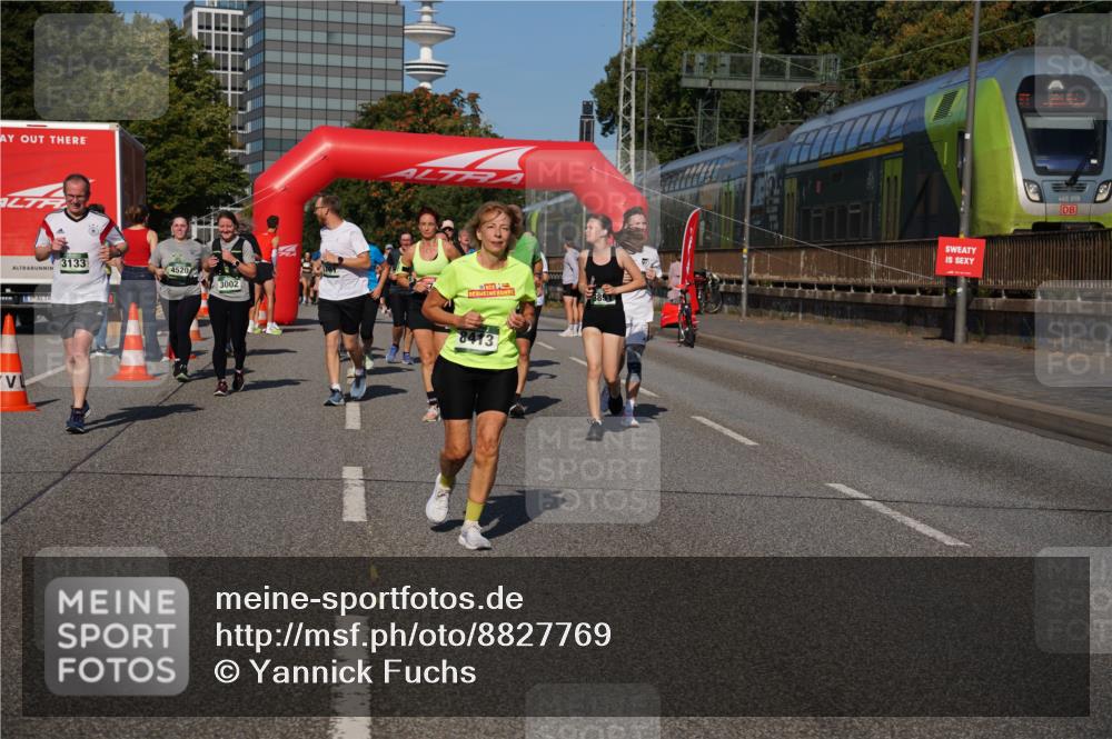 07.09.2025 - BARMER Alsterlauf Yannick Fuchs http://msf.ph/oto/8827769 07.09.2025 10:11:03 Laufen 3133, 4520, 3002, 8413, 445, 019 meine-sportfotos.de