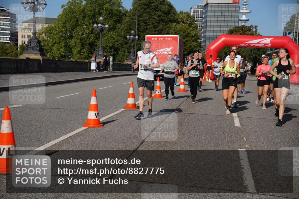 07.09.2025 - BARMER Alsterlauf Yannick Fuchs http://msf.ph/oto/8827775 07.09.2025 10:11:05 Laufen 4520, 3002 meine-sportfotos.de