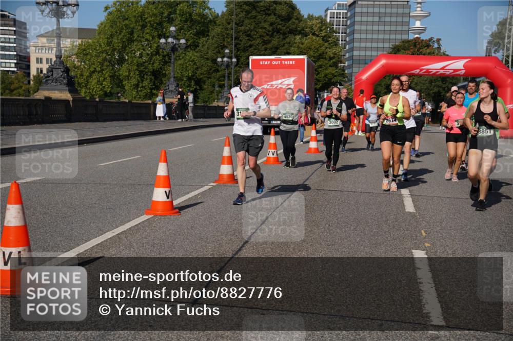 07.09.2025 - BARMER Alsterlauf Yannick Fuchs http://msf.ph/oto/8827776 07.09.2025 10:11:05 Laufen 31, 4520, 3002, 2674, 3851 meine-sportfotos.de