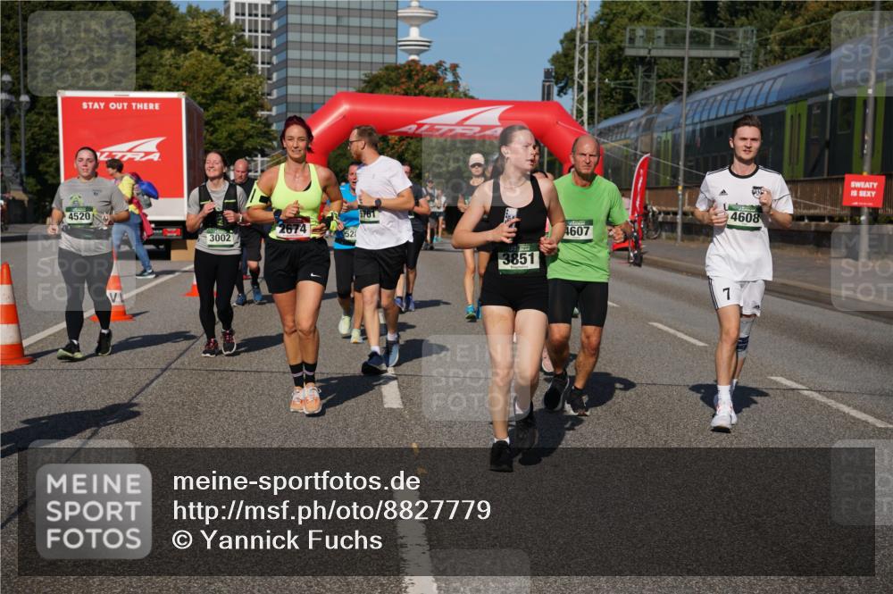 07.09.2025 - BARMER Alsterlauf Yannick Fuchs http://msf.ph/oto/8827779 07.09.2025 10:11:06 Laufen 4520, 2674, 3002, 5761, 3851, 4607, 4608 meine-sportfotos.de