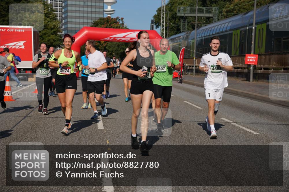 07.09.2025 - BARMER Alsterlauf Yannick Fuchs http://msf.ph/oto/8827780 07.09.2025 10:11:07 Laufen 3002, 2674, 528, 4607, 7, 4608 meine-sportfotos.de