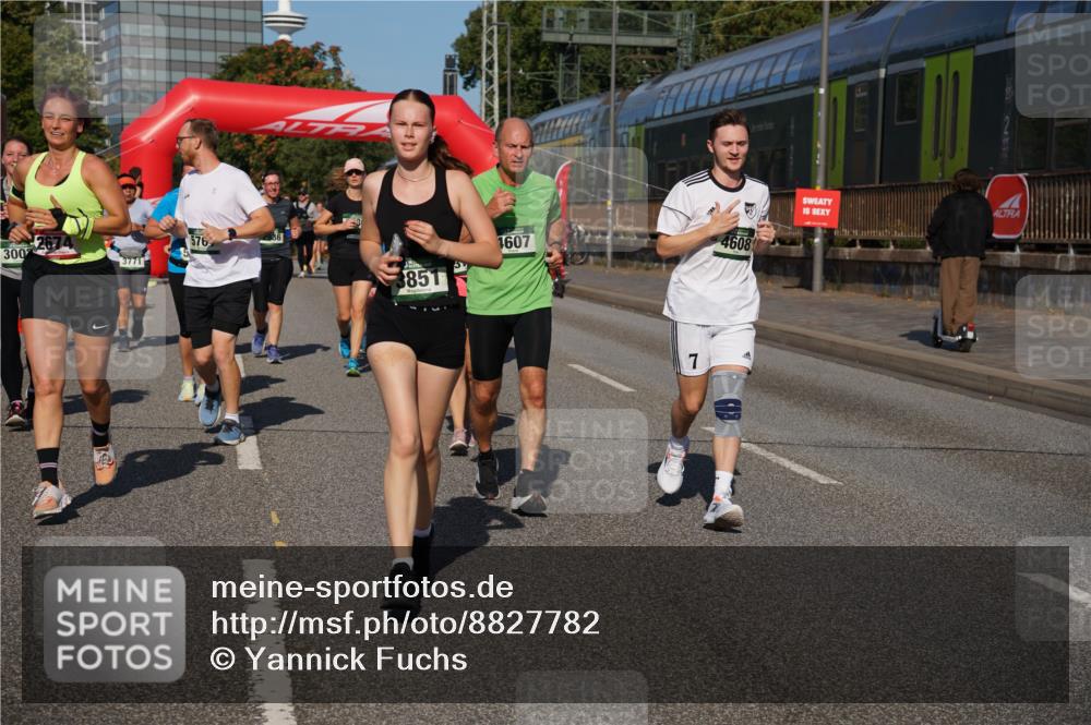 07.09.2025 - BARMER Alsterlauf Yannick Fuchs http://msf.ph/oto/8827782 07.09.2025 10:11:07 Laufen 576, 300, 3851, 1607, 7, 4608, 2 meine-sportfotos.de