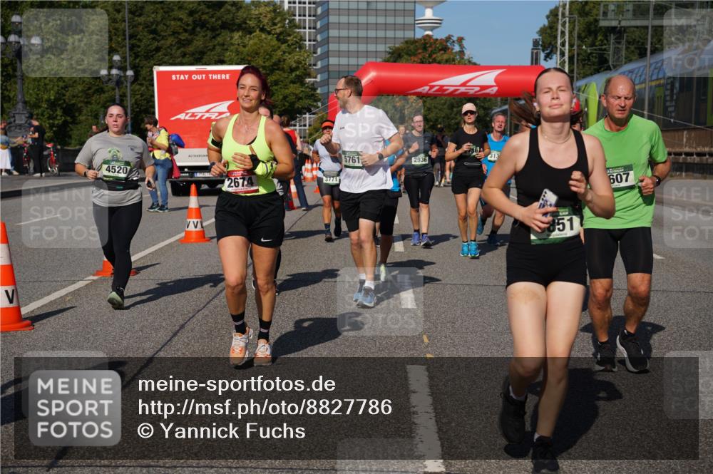 07.09.2025 - BARMER Alsterlauf Yannick Fuchs http://msf.ph/oto/8827786 07.09.2025 10:11:08 Laufen 4520, 2674, 3771, 5761, 2936, 51, 607 meine-sportfotos.de