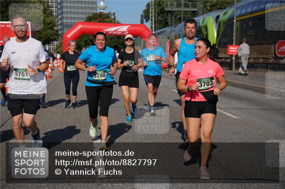 07.09.2025 - BARMER Alsterlauf Yannick Fuchs http://msf.ph/oto/8827797 07.09.2025 10:11:10 Laufen 50, 5761, 3243, 5280, 36, 3132, 3703 meine-sportfotos.de