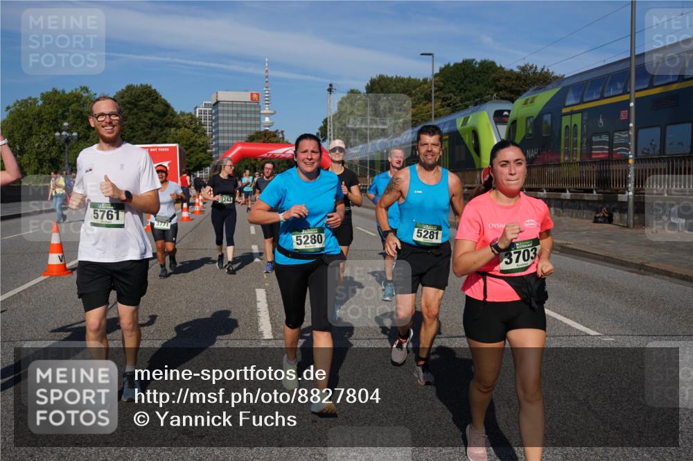 07.09.2025 - BARMER Alsterlauf Yannick Fuchs http://msf.ph/oto/8827804 07.09.2025 10:11:11 Laufen 5761, 3771, 3243, 5281, 5280, 3703 meine-sportfotos.de
