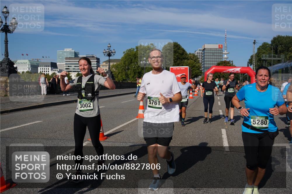 07.09.2025 - BARMER Alsterlauf Yannick Fuchs http://msf.ph/oto/8827806 07.09.2025 10:11:11 Laufen 3002, 5761, 3243, 2936, 5280 meine-sportfotos.de