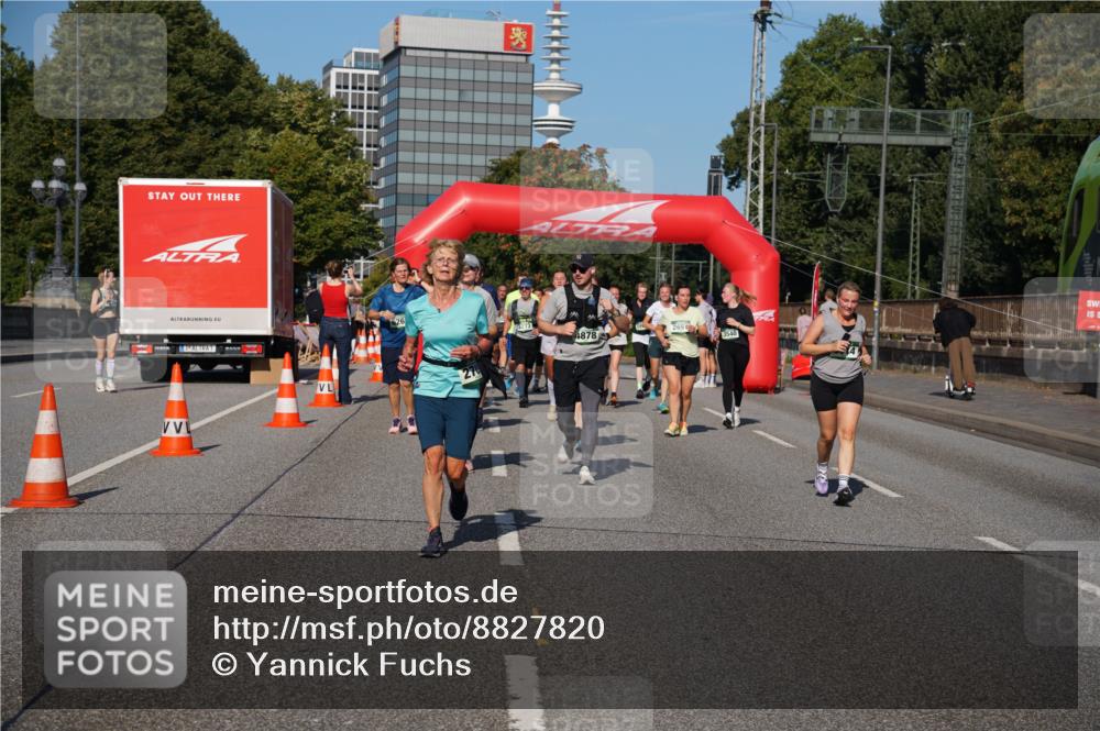 07.09.2025 - BARMER Alsterlauf Yannick Fuchs http://msf.ph/oto/8827820 07.09.2025 10:11:18 Laufen 626, 265, 4878, 3540 meine-sportfotos.de