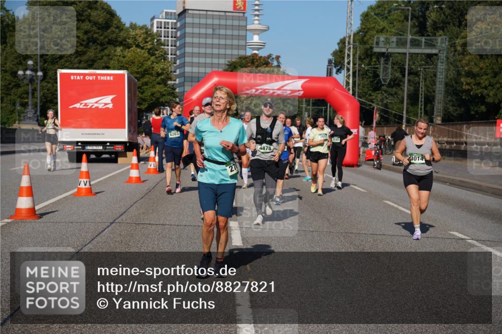 07.09.2025 - BARMER Alsterlauf Yannick Fuchs http://msf.ph/oto/8827821 07.09.2025 10:11:19 Laufen 6263, 27, 4878, 2651, 3540, 3014 meine-sportfotos.de