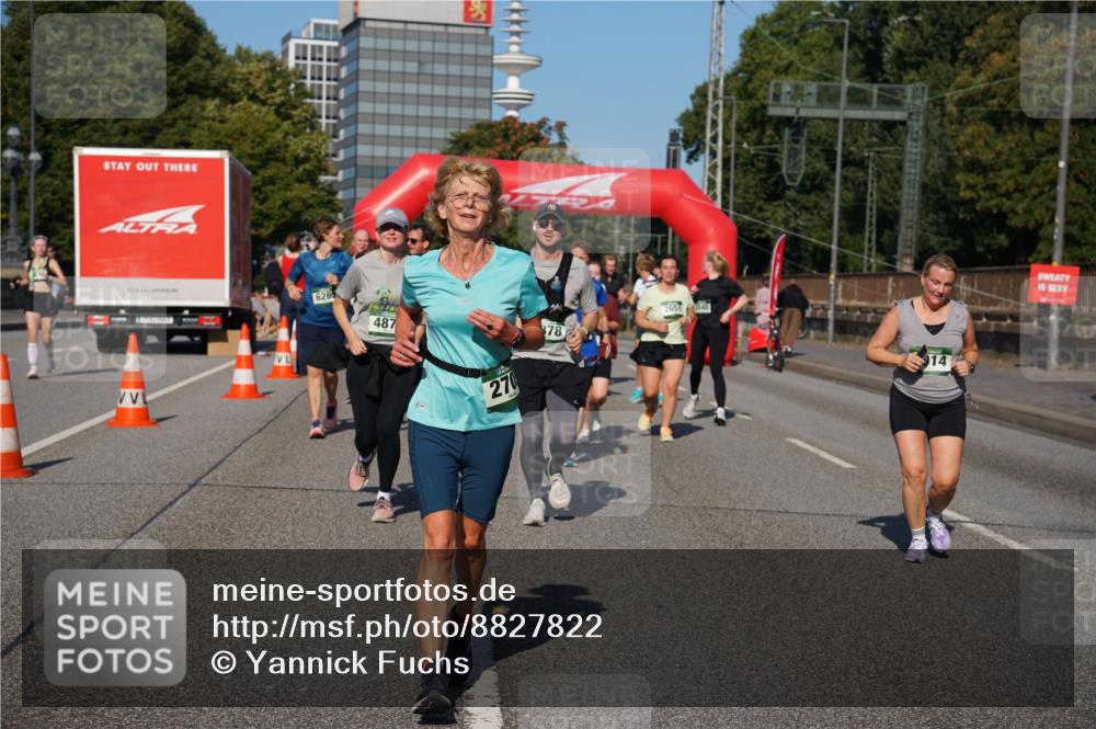 07.09.2025 - BARMER Alsterlauf Yannick Fuchs http://msf.ph/oto/8827822 07.09.2025 10:11:20 Laufen 6265, 487, 270, 878, 2651, 14 meine-sportfotos.de