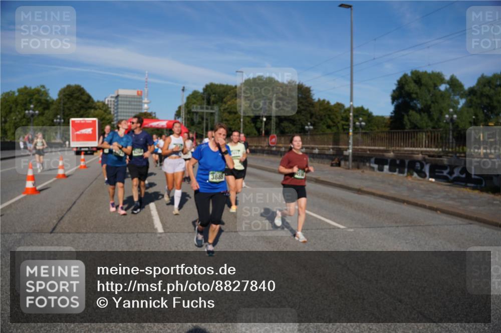 07.09.2025 - BARMER Alsterlauf Yannick Fuchs http://msf.ph/oto/8827840 07.09.2025 10:11:24 Laufen 3885 meine-sportfotos.de