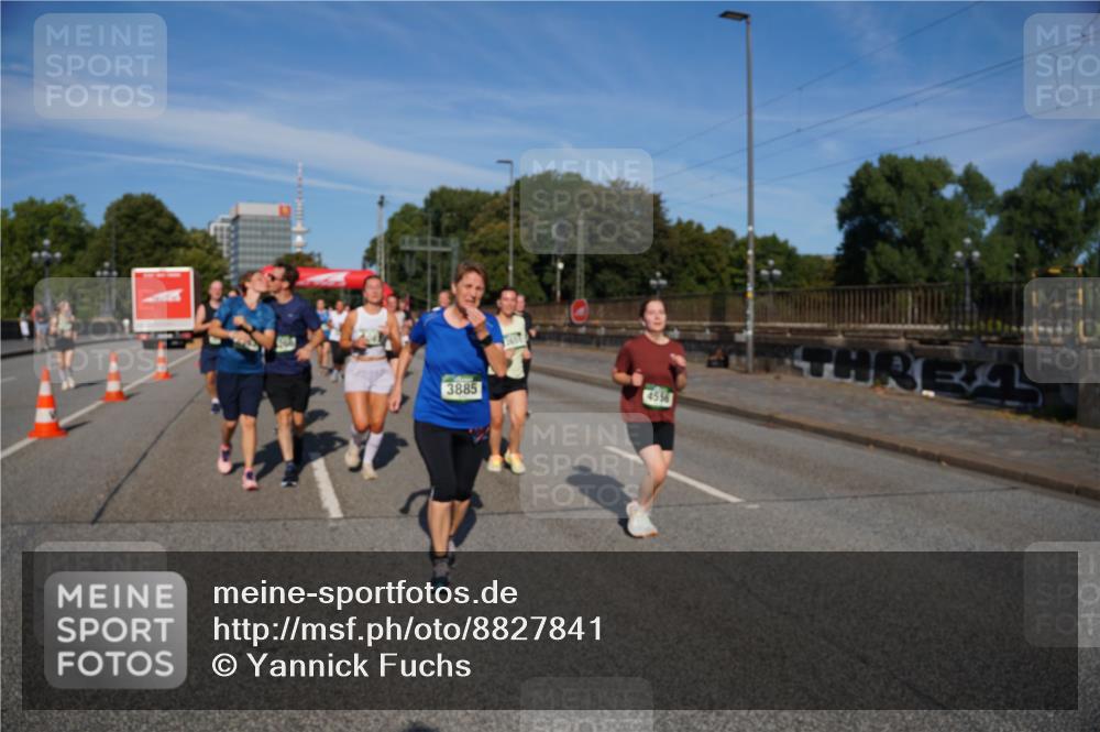 07.09.2025 - BARMER Alsterlauf Yannick Fuchs http://msf.ph/oto/8827841 07.09.2025 10:11:25 Laufen 3885, 4556 meine-sportfotos.de