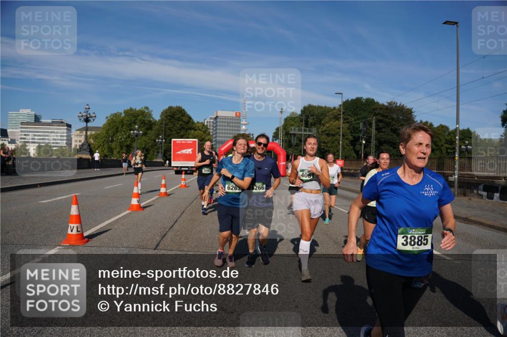 07.09.2025 - BARMER Alsterlauf Yannick Fuchs http://msf.ph/oto/8827846 07.09.2025 10:11:25 Laufen 2698, 4081, 20, 6263, 6266, 136, 3885 meine-sportfotos.de