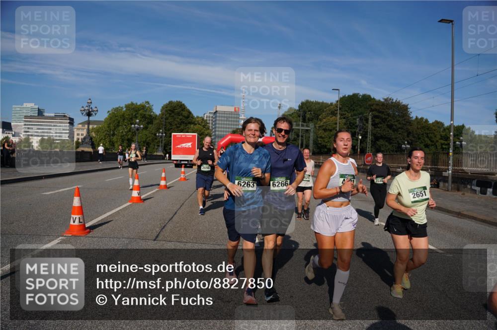 07.09.2025 - BARMER Alsterlauf Yannick Fuchs http://msf.ph/oto/8827850 07.09.2025 10:11:26 Laufen 2698, 6263, 6266, 021, 01, 3540, 2651 meine-sportfotos.de