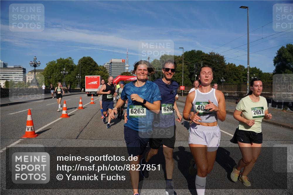 07.09.2025 - BARMER Alsterlauf Yannick Fuchs http://msf.ph/oto/8827851 07.09.2025 10:11:26 Laufen 2698, 6263, 6266, 40, 2651 meine-sportfotos.de