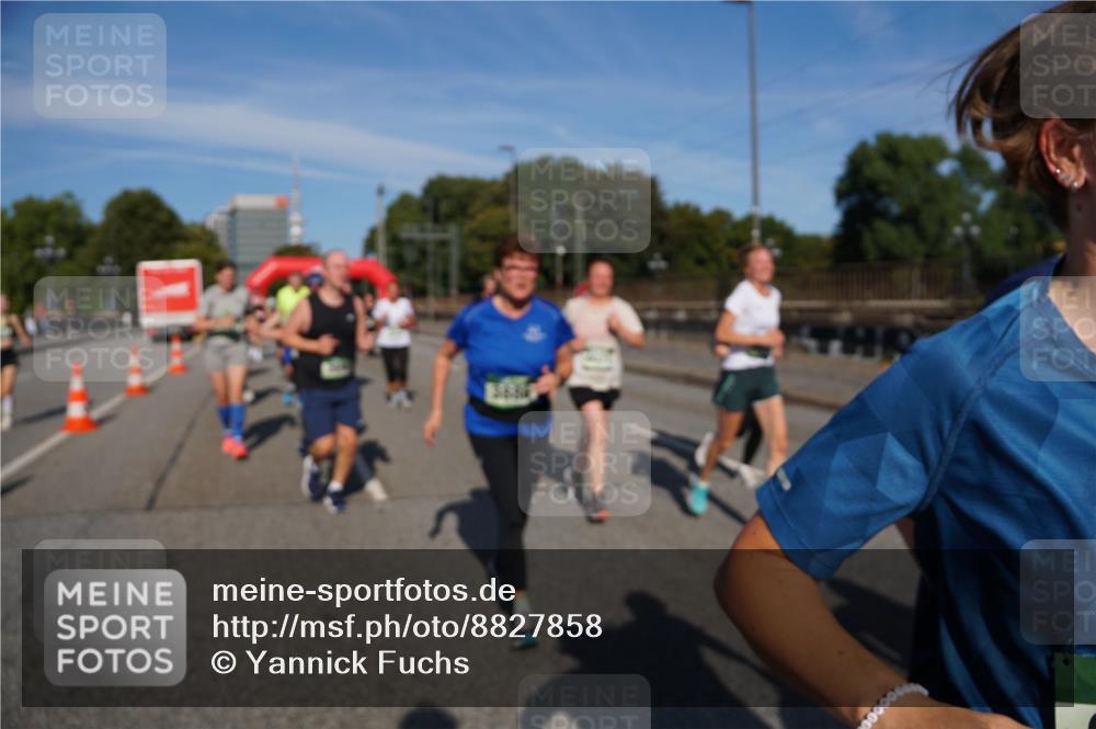07.09.2025 - BARMER Alsterlauf Yannick Fuchs http://msf.ph/oto/8827858 07.09.2025 10:11:27 Laufen  meine-sportfotos.de