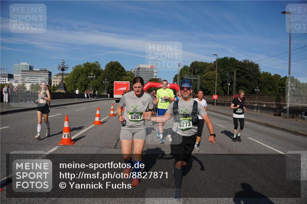 07.09.2025 - BARMER Alsterlauf Yannick Fuchs http://msf.ph/oto/8827871 07.09.2025 10:11:29 Laufen 6267, 38, 6273, 15952 meine-sportfotos.de