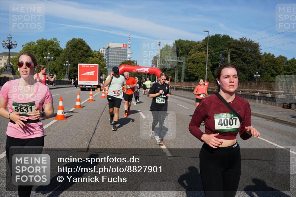07.09.2025 - BARMER Alsterlauf Yannick Fuchs http://msf.ph/oto/8827901 07.09.2025 10:11:36 Laufen 5631, 4473, 3539, 4007 meine-sportfotos.de