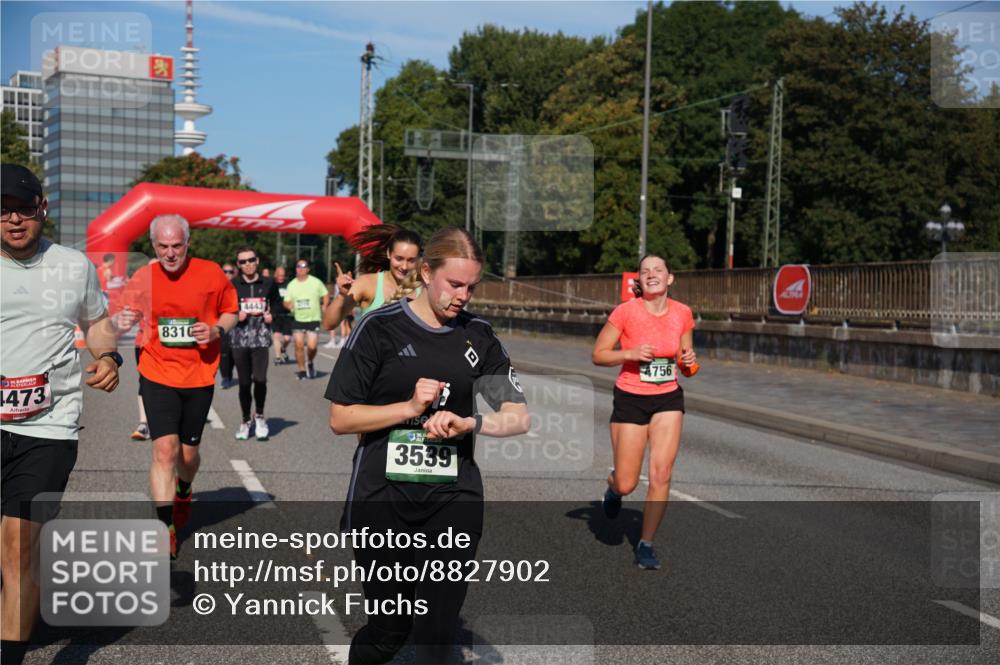 07.09.2025 - BARMER Alsterlauf Yannick Fuchs http://msf.ph/oto/8827902 07.09.2025 10:11:37 Laufen 1473, 8310, 4443, 3539, 4756 meine-sportfotos.de