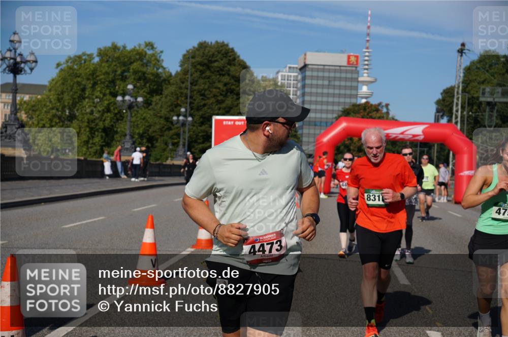 07.09.2025 - BARMER Alsterlauf Yannick Fuchs http://msf.ph/oto/8827905 07.09.2025 10:11:37 Laufen 36, 4473, 831, 47 meine-sportfotos.de
