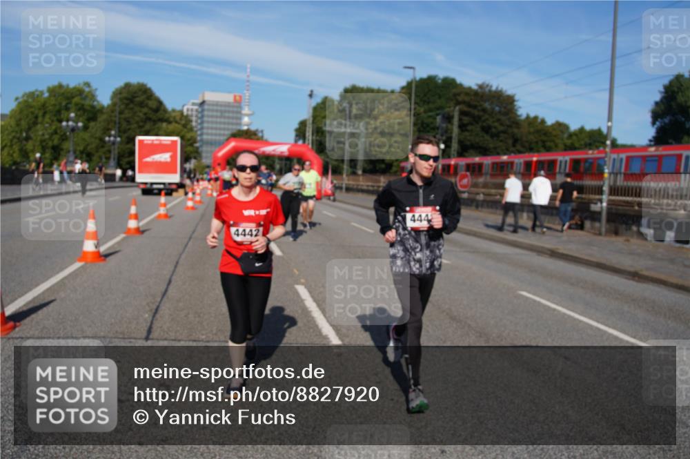 07.09.2025 - BARMER Alsterlauf Yannick Fuchs http://msf.ph/oto/8827920 07.09.2025 10:11:41 Laufen 444, 4442 meine-sportfotos.de
