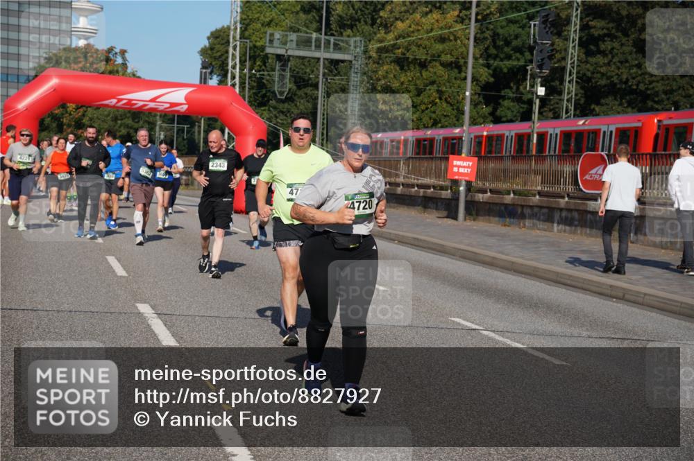 07.09.2025 - BARMER Alsterlauf Yannick Fuchs http://msf.ph/oto/8827927 07.09.2025 10:11:43 Laufen 4221, 3429, 5362, 2343, 24720, 9890989 meine-sportfotos.de