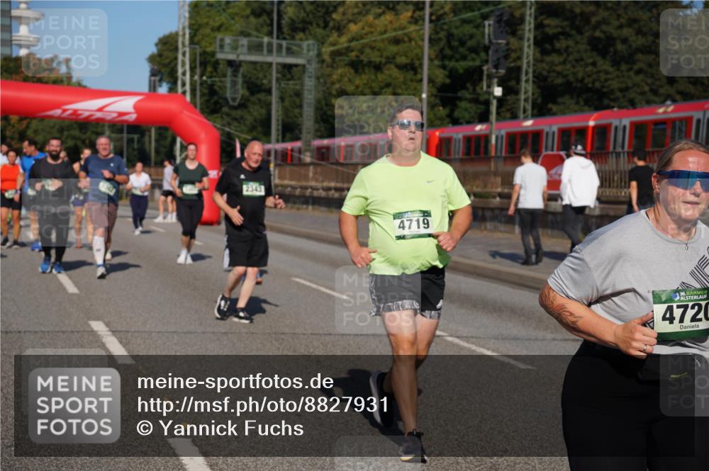 07.09.2025 - BARMER Alsterlauf Yannick Fuchs http://msf.ph/oto/8827931 07.09.2025 10:11:44 Laufen 1, 2343, 4719, 36, 4720 meine-sportfotos.de