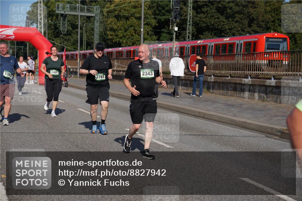 07.09.2025 - BARMER Alsterlauf Yannick Fuchs http://msf.ph/oto/8827942 07.09.2025 10:11:47 Laufen 5362, 2407, 2343, 3781 meine-sportfotos.de