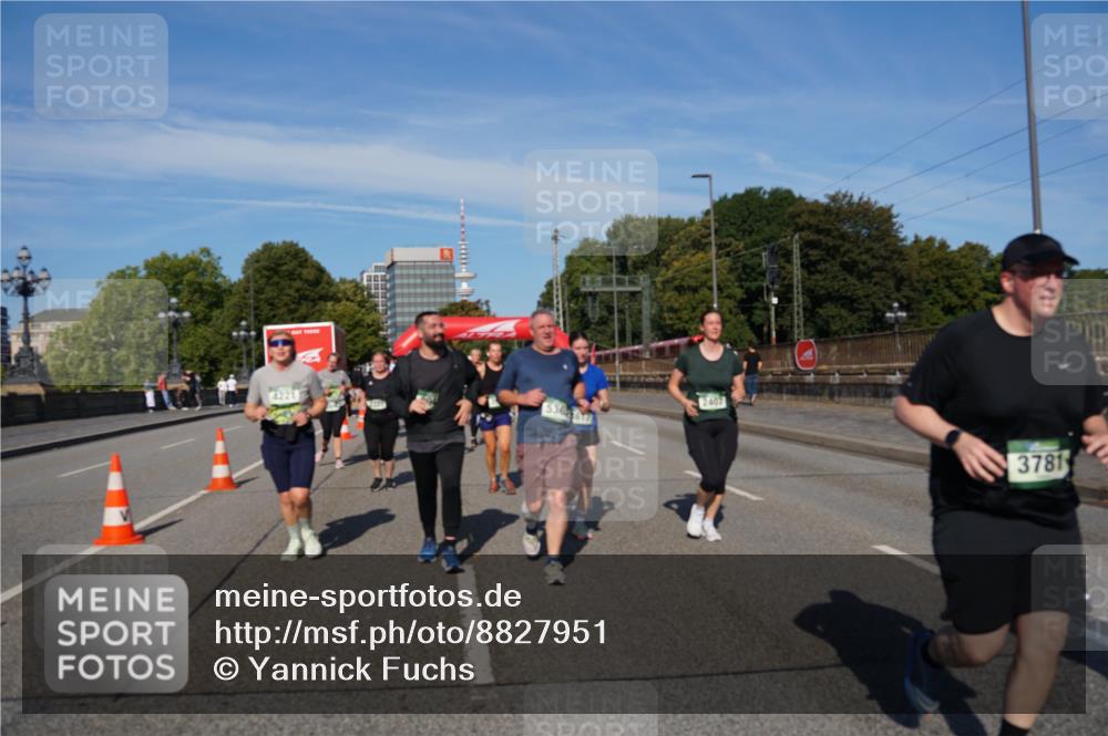 07.09.2025 - BARMER Alsterlauf Yannick Fuchs http://msf.ph/oto/8827951 07.09.2025 10:11:50 Laufen 4221, 2407, 3781 meine-sportfotos.de