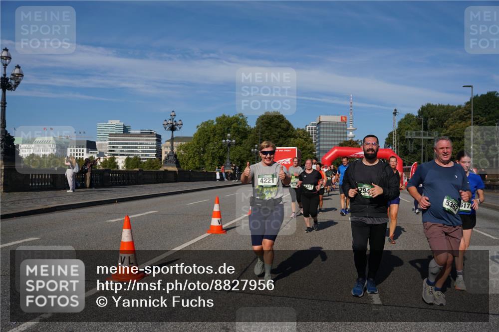 07.09.2025 - BARMER Alsterlauf Yannick Fuchs http://msf.ph/oto/8827956 07.09.2025 10:11:51 Laufen 4221, 294, 5362, 617 meine-sportfotos.de