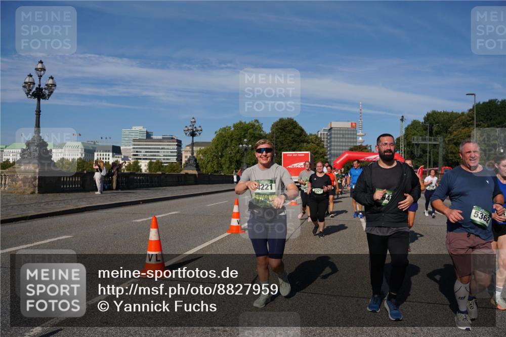 07.09.2025 - BARMER Alsterlauf Yannick Fuchs http://msf.ph/oto/8827959 07.09.2025 10:11:51 Laufen 221, 2321, 5362 meine-sportfotos.de