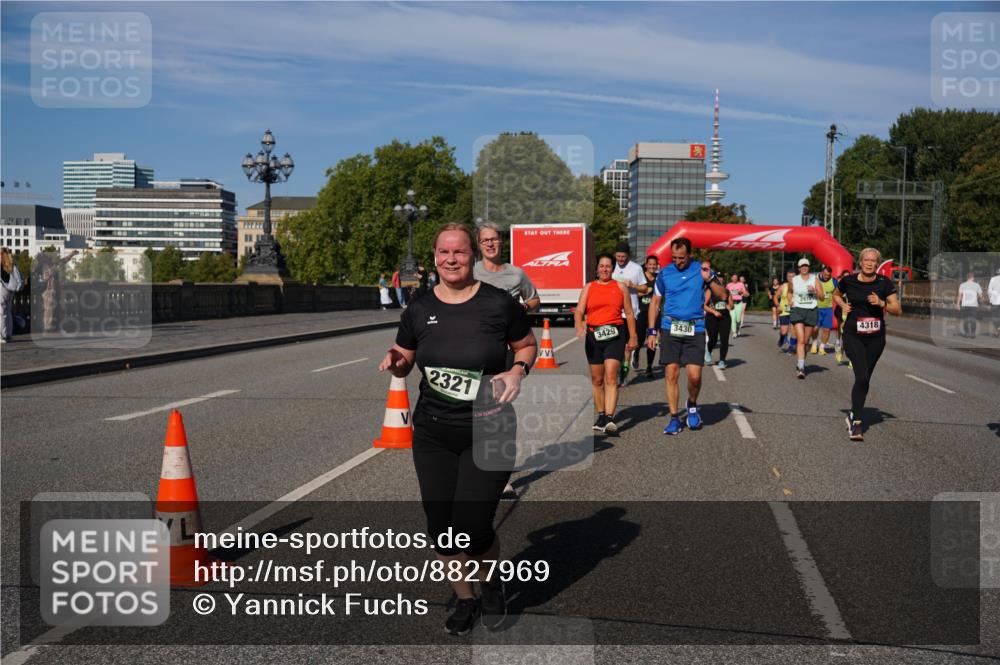 07.09.2025 - BARMER Alsterlauf Yannick Fuchs http://msf.ph/oto/8827969 07.09.2025 10:11:53 Laufen 2321, 3429, 4318, 3430 meine-sportfotos.de