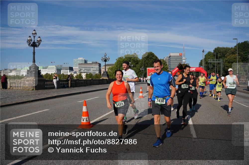 07.09.2025 - BARMER Alsterlauf Yannick Fuchs http://msf.ph/oto/8827986 07.09.2025 10:11:57 Laufen 606, 3429, 3430, 4210, 768, 2974 meine-sportfotos.de