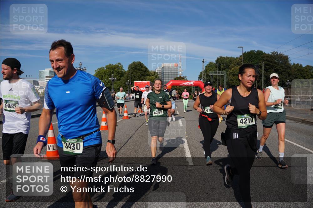 07.09.2025 - BARMER Alsterlauf Yannick Fuchs http://msf.ph/oto/8827990 07.09.2025 10:11:58 Laufen 6065, 3430, 4209, 4210, 974 meine-sportfotos.de