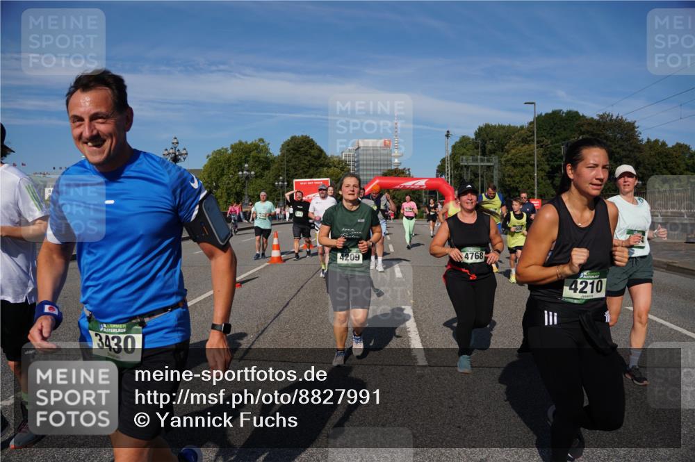 07.09.2025 - BARMER Alsterlauf Yannick Fuchs http://msf.ph/oto/8827991 07.09.2025 10:11:58 Laufen 3430, 4209, 4768, 4210 meine-sportfotos.de