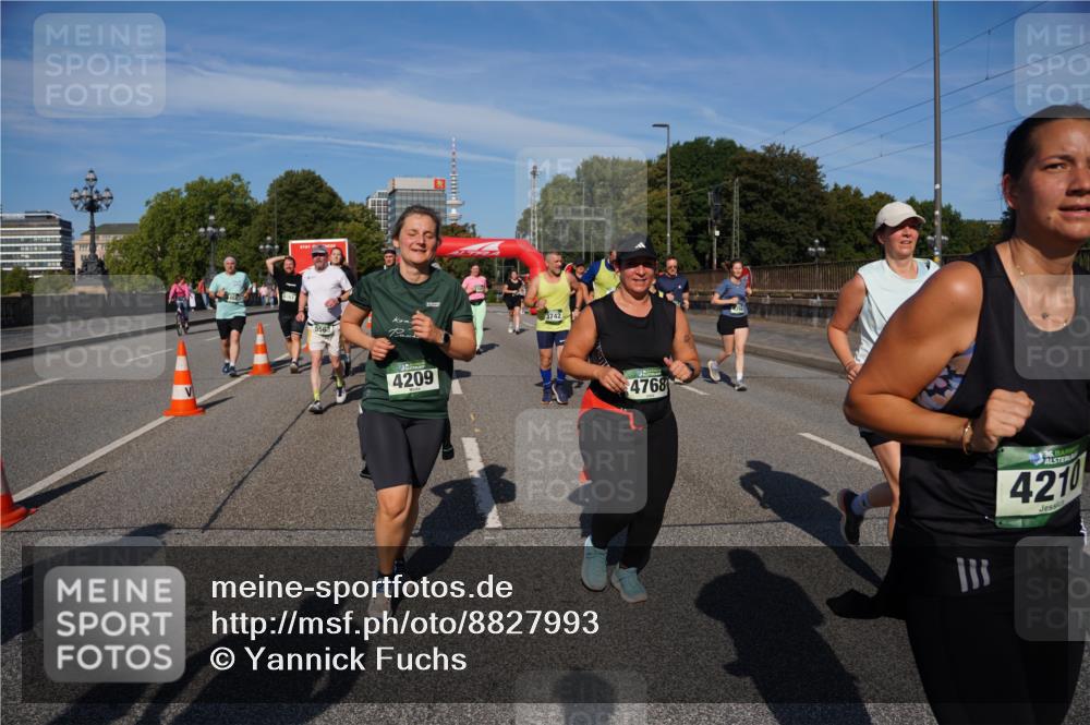 07.09.2025 - BARMER Alsterlauf Yannick Fuchs http://msf.ph/oto/8827993 07.09.2025 10:11:58 Laufen 3742, 4209, 4768, 36, 4210 meine-sportfotos.de