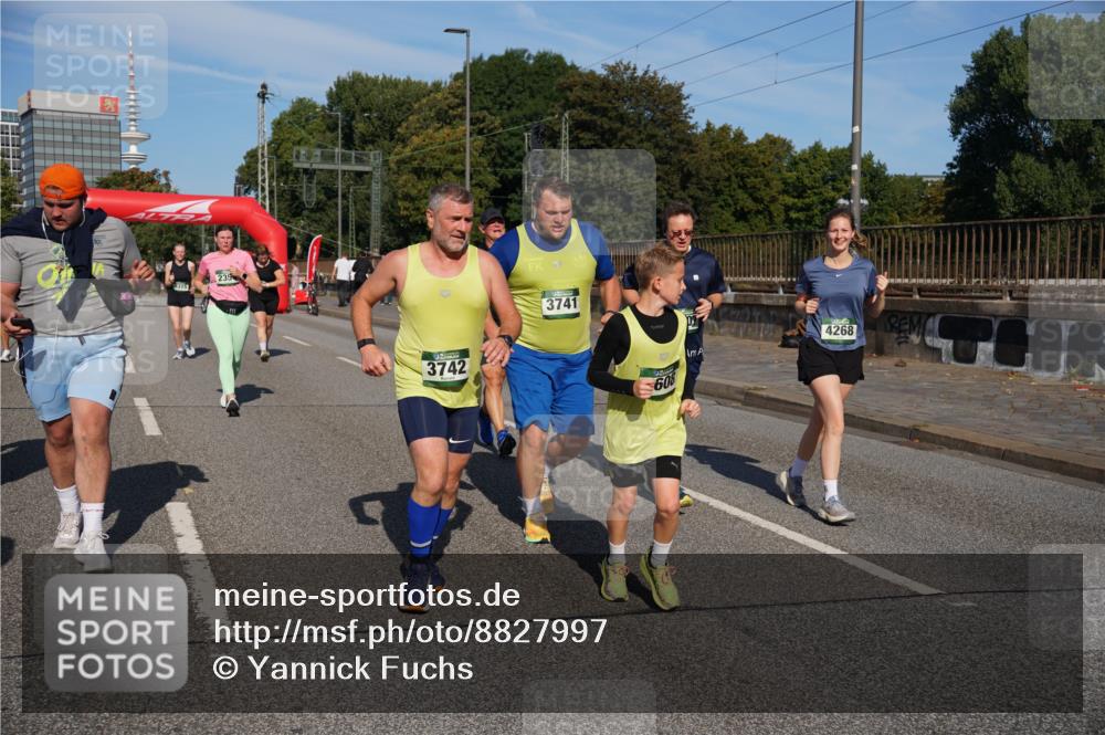 07.09.2025 - BARMER Alsterlauf Yannick Fuchs http://msf.ph/oto/8827997 07.09.2025 10:12:00 Laufen 10, 315, 3742, 3741, 608, 4268 meine-sportfotos.de