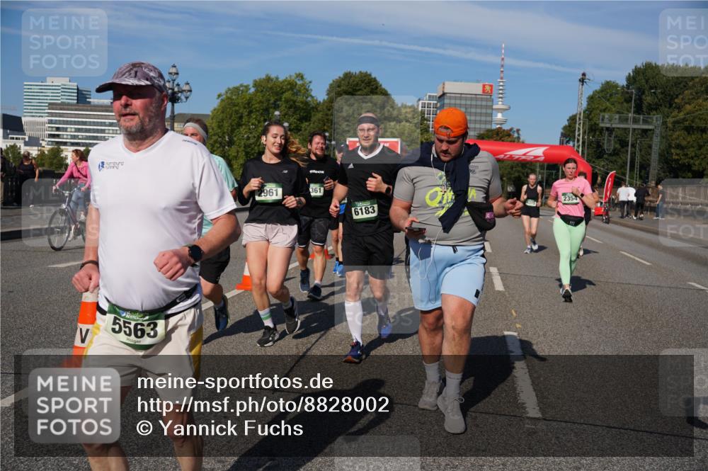07.09.2025 - BARMER Alsterlauf Yannick Fuchs http://msf.ph/oto/8828002 07.09.2025 10:12:01 Laufen 5563, 2961, 361, 6183, 19, 2354 meine-sportfotos.de