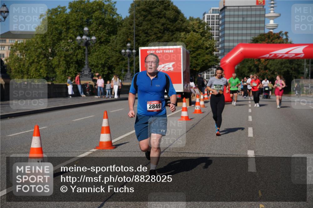 07.09.2025 - BARMER Alsterlauf Yannick Fuchs http://msf.ph/oto/8828025 07.09.2025 10:12:08 Laufen 2849, 3808 meine-sportfotos.de