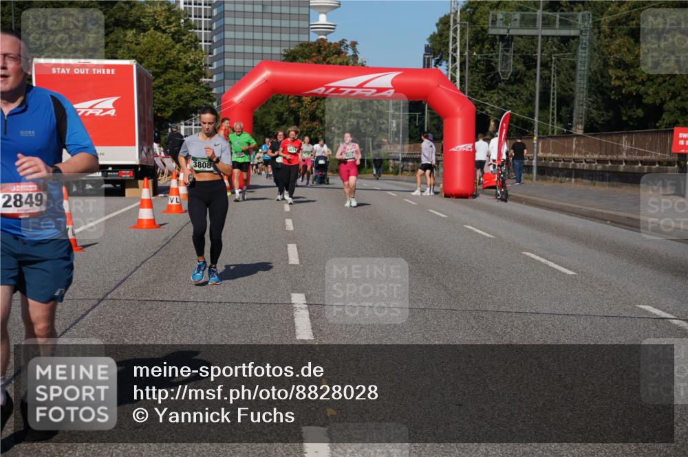07.09.2025 - BARMER Alsterlauf Yannick Fuchs http://msf.ph/oto/8828028 07.09.2025 10:12:09 Laufen 2849, 3808, 4674, 4673 meine-sportfotos.de