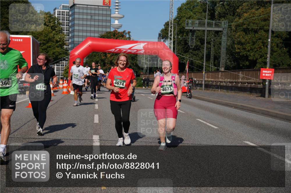 07.09.2025 - BARMER Alsterlauf Yannick Fuchs http://msf.ph/oto/8828041 07.09.2025 10:12:17 Laufen 360, 4154, 5756, 4674, 4673 meine-sportfotos.de