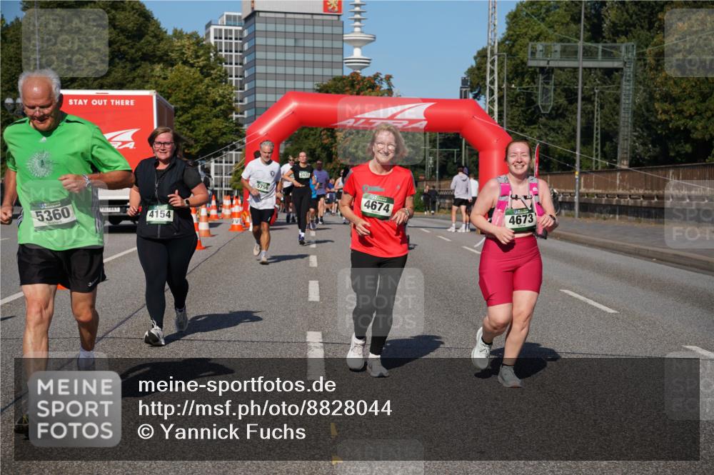 07.09.2025 - BARMER Alsterlauf Yannick Fuchs http://msf.ph/oto/8828044 07.09.2025 10:12:18 Laufen 5360, 4154, 5756, 2431, 4674, 4673 meine-sportfotos.de