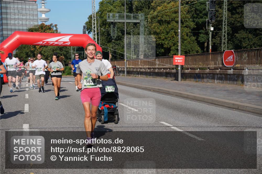 07.09.2025 - BARMER Alsterlauf Yannick Fuchs http://msf.ph/oto/8828065 07.09.2025 10:12:23 Laufen 40, 3127, 5676, 2473 meine-sportfotos.de