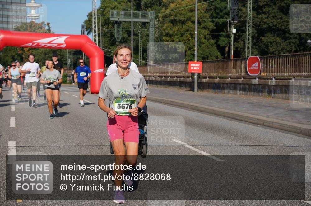 07.09.2025 - BARMER Alsterlauf Yannick Fuchs http://msf.ph/oto/8828068 07.09.2025 10:12:24 Laufen 1, 3127, 4047, 5676, 10 meine-sportfotos.de