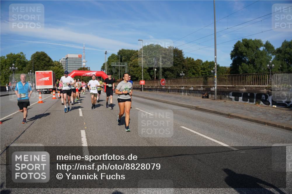 07.09.2025 - BARMER Alsterlauf Yannick Fuchs http://msf.ph/oto/8828079 07.09.2025 10:12:28 Laufen 011 meine-sportfotos.de