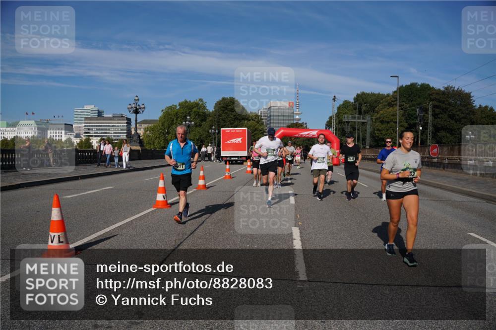 07.09.2025 - BARMER Alsterlauf Yannick Fuchs http://msf.ph/oto/8828083 07.09.2025 10:12:29 Laufen 8468, 3127, 2633 meine-sportfotos.de