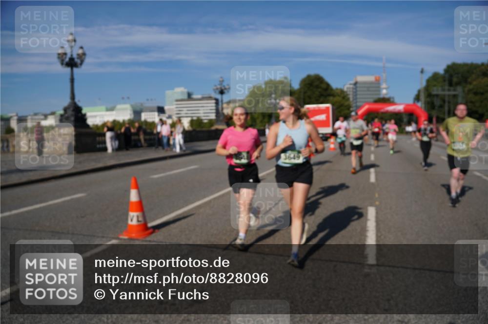 07.09.2025 - BARMER Alsterlauf Yannick Fuchs http://msf.ph/oto/8828096 07.09.2025 10:12:32 Laufen 3649 meine-sportfotos.de