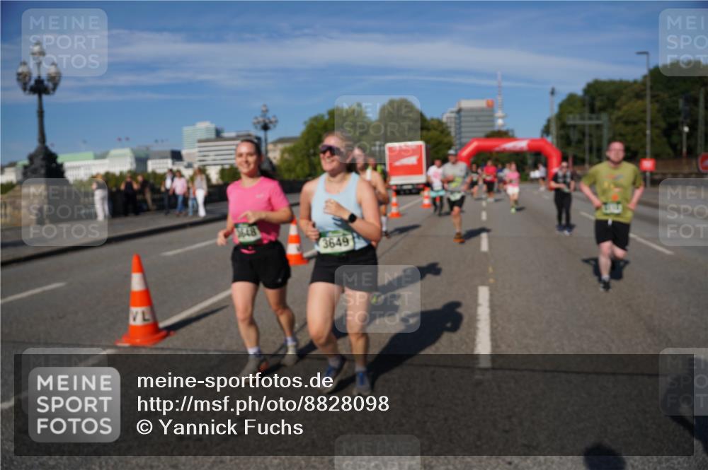 07.09.2025 - BARMER Alsterlauf Yannick Fuchs http://msf.ph/oto/8828098 07.09.2025 10:12:33 Laufen 3649 meine-sportfotos.de