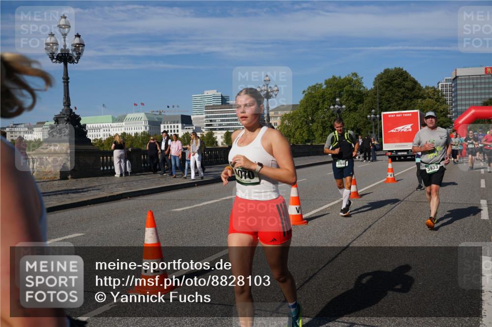 07.09.2025 - BARMER Alsterlauf Yannick Fuchs http://msf.ph/oto/8828103 07.09.2025 10:12:33 Laufen 1111, 499, 3933 meine-sportfotos.de
