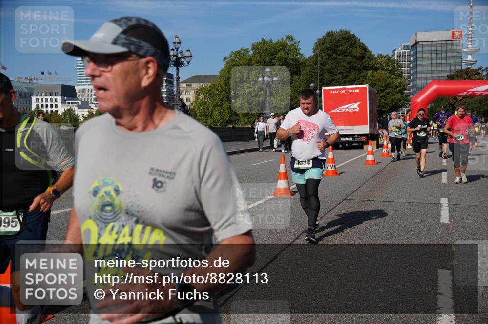 07.09.2025 - BARMER Alsterlauf Yannick Fuchs http://msf.ph/oto/8828113 07.09.2025 10:12:36 Laufen 195, 10, 4534, 8138 meine-sportfotos.de
